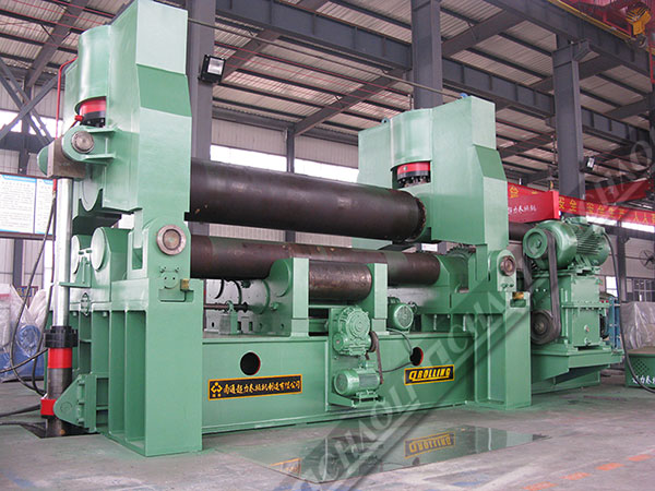 萬(wàn)能式卷板機(jī)